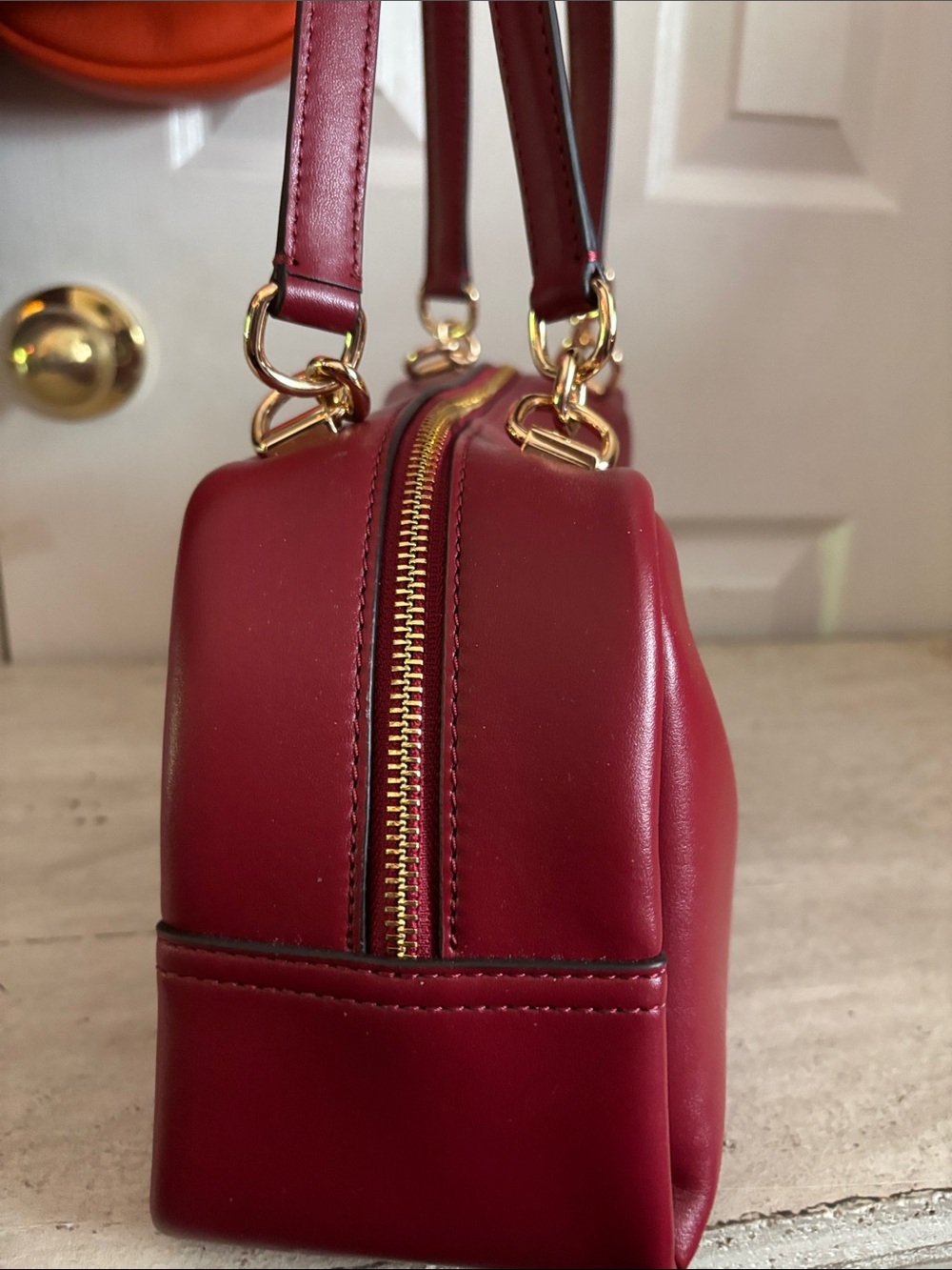 Michael Kors Wine Red Leather Shoulder Bag with Gold Hardware - Picture 3 of 5